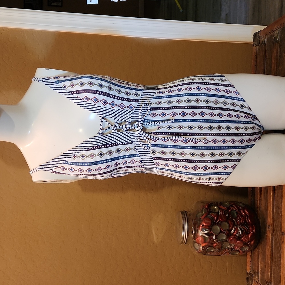 NWOT Jessica Simpson One-Piece Swimsuit (0659) - Picture 1 of 7